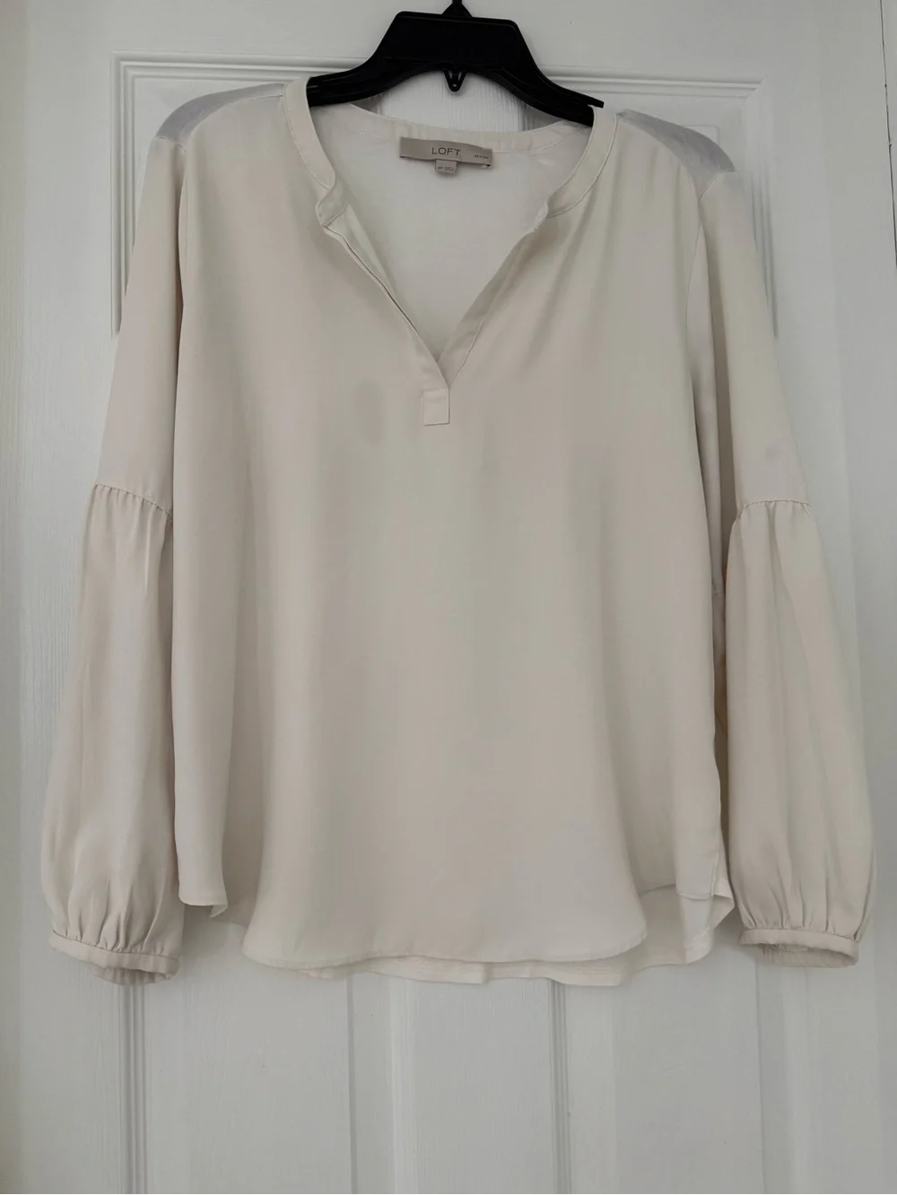 LOFT Cream Puff-Sleeve Split-Neck Blouse